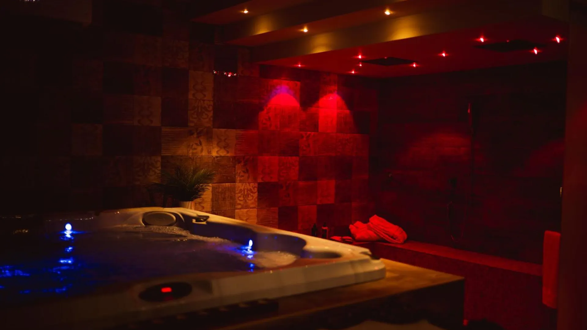 Homestay Villa Asia Luxury Suite Venetico Italy